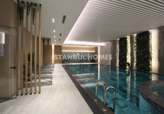 City-view Apartments with Pools and Sports Fields in Başakşehir 2