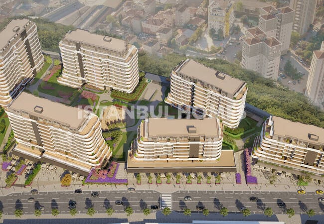 Apartments in a Complex with Pool Close to Metro in Kartal Istanbul 4