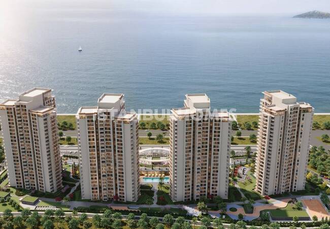 İstanbul Kartal'da Sahil Yürüyüş Yoluna 200 M Mesafede Daireler