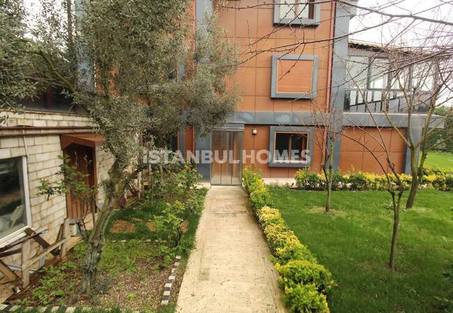 ویلای بزرگ با استخر نزدیک مارینا در بویوکچکمجه استانبول 8