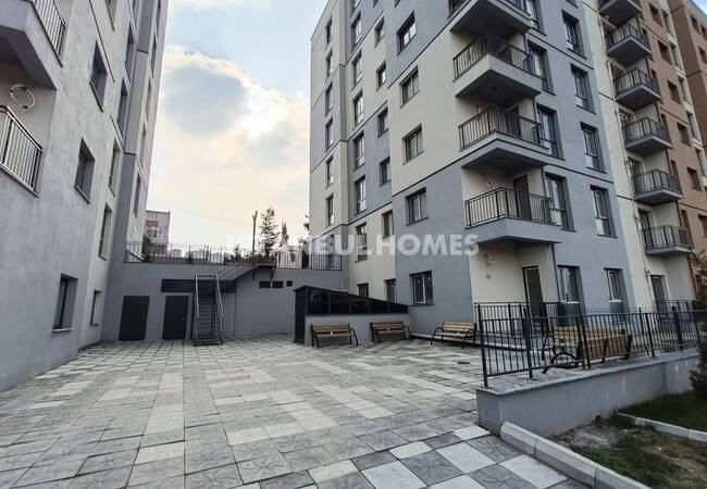 Stylish Apartments in a Prestigious Complex in Basaksehir Istanbul 7