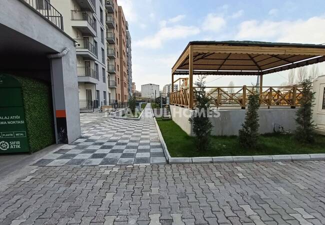 Stylish Apartments in a Prestigious Complex in Basaksehir Istanbul 3