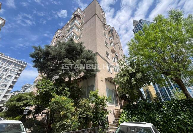 Apartment in a Complex Close to the Metro in Istanbul Maltepe 7