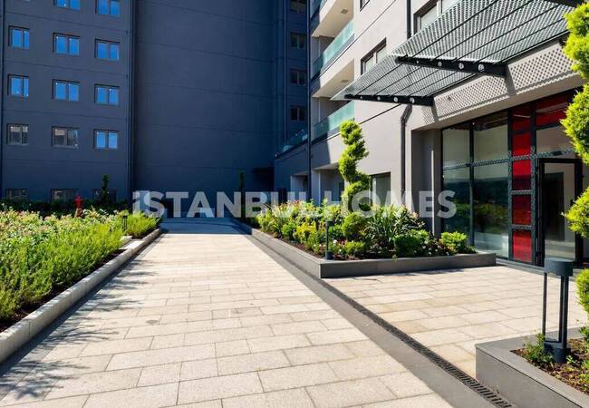 آپارتمان‌های طبقه متوسط ​​با منظره دریا در مالتپه استانبول 10