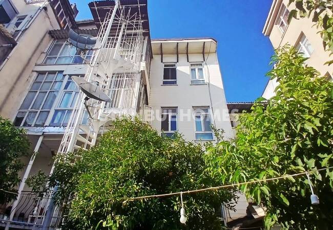 Stunning House with Extensive Facilities in Istanbul 10
