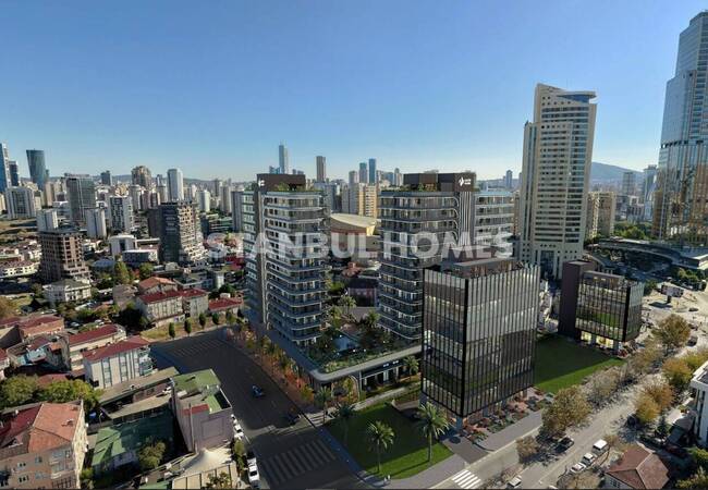 Commercial Properties with Key Amenities in Ataşehir İstanbul 1