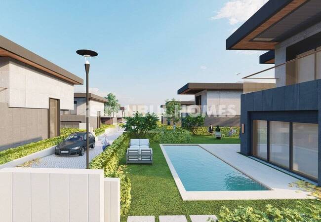 Detached Villas with Private Pools in Sancaktepe İstanbul 1