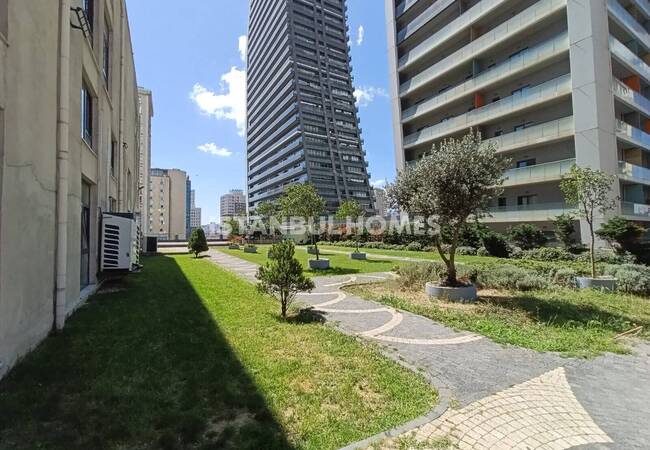 Stylische Wohnung Mit Gemeinschaftspool In Esenyurt Istanbul 1