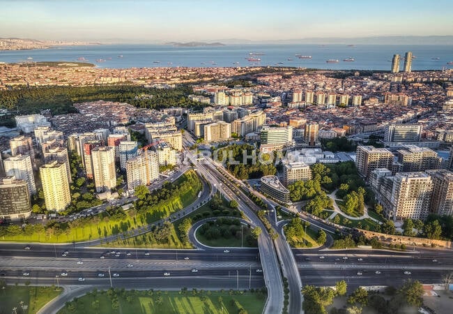Appartements Avec Balcons Dans Un Emplacement Central À Istanbul 3