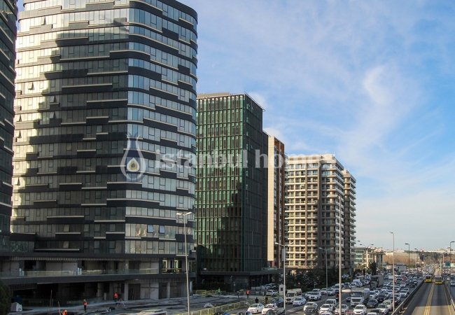 Immobiliers Commerciaux Spacieux Sur Autoroute E-5 À Bakırköy Ataköy 2