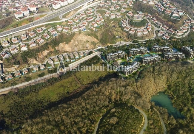 Элитная Недвижимость Рядом с Городом и Лесом в Бейкозе 11