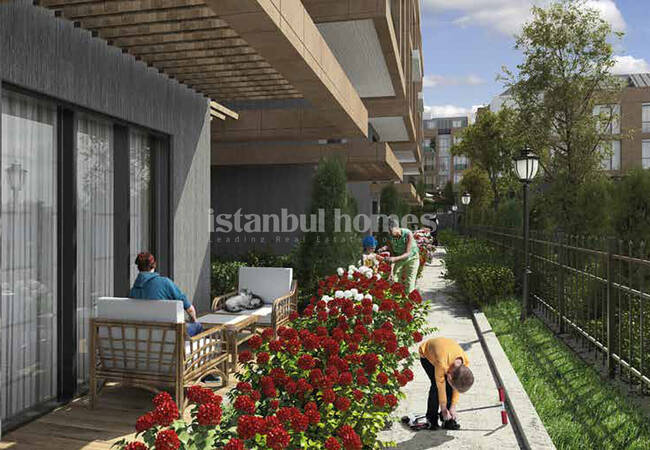 Bright Apartments in A Low-rise Complex in Beylikdüzü 7