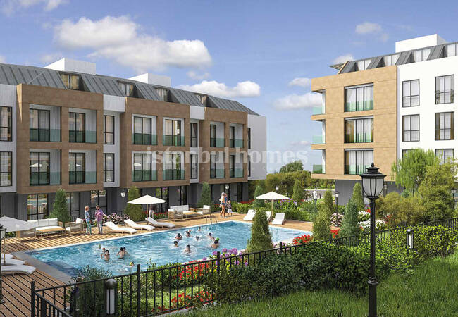 Bright Apartments in A Low-rise Complex in Beylikdüzü 2