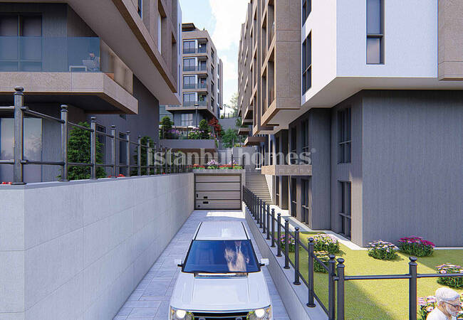 Bright Apartments in A Low-rise Complex in Beylikdüzü 13