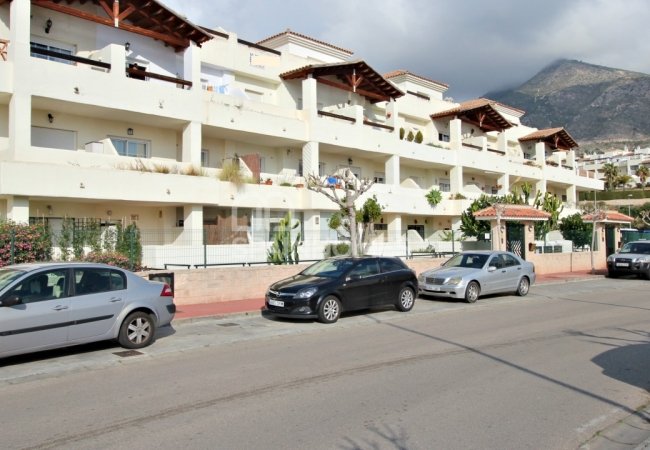 Turnkey Golf Apartment in the Center of Benalmadena 2
