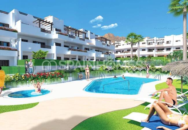 Almeria’da Ferah Teraslı Doğal Işık Dolu Daireler 5