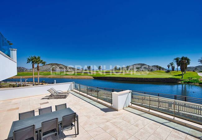 Almeria'da Seçkin Golf Tesisi İçerisinde Şık Daireler 5