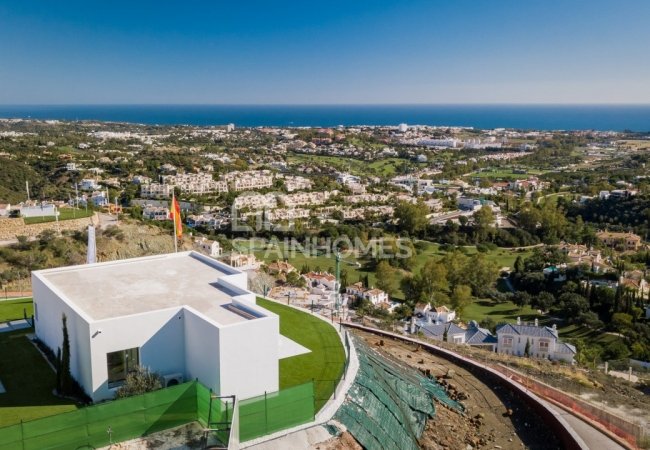 Apartamentos Con Vistas Al Mar En Benahavis Costa Del Sol 2