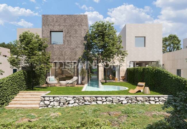 Flats in a Complex with Pool Near Amenities in Madrid 2