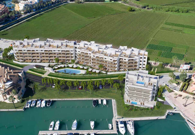 Sea View Apartments in the Marina of Sotogrande 1