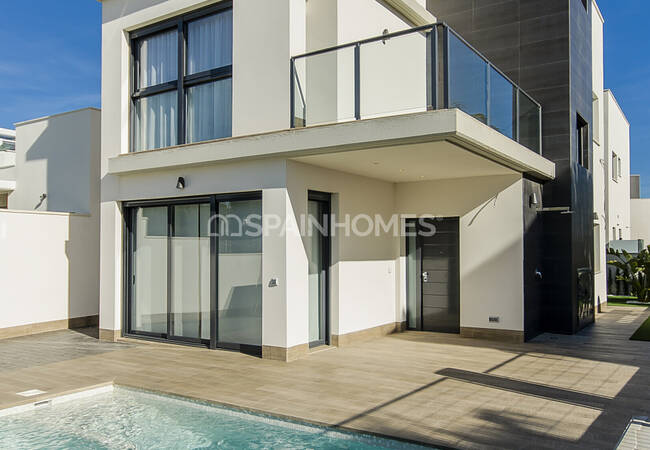 3 and 4 Bedroom Houses with Sea Views in San Miguel De Salinas