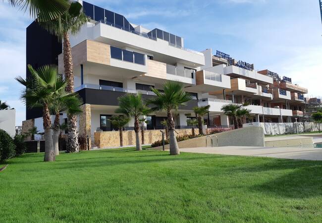 Superior Quality Apartments with Swimming Pool in Alicante