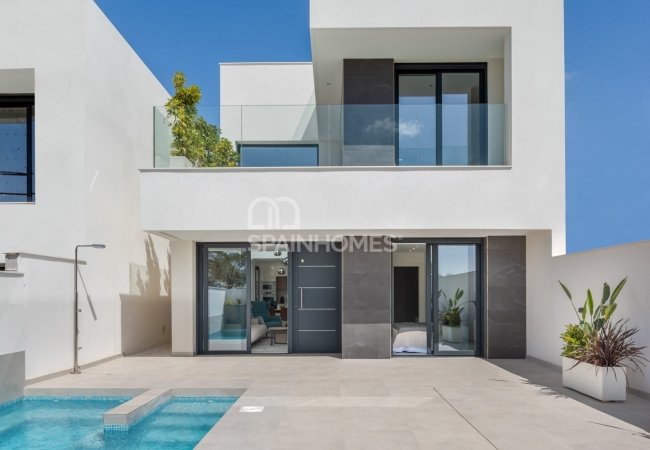 Villas Independientes Bien Situadas En Benijofar, Alicante 2