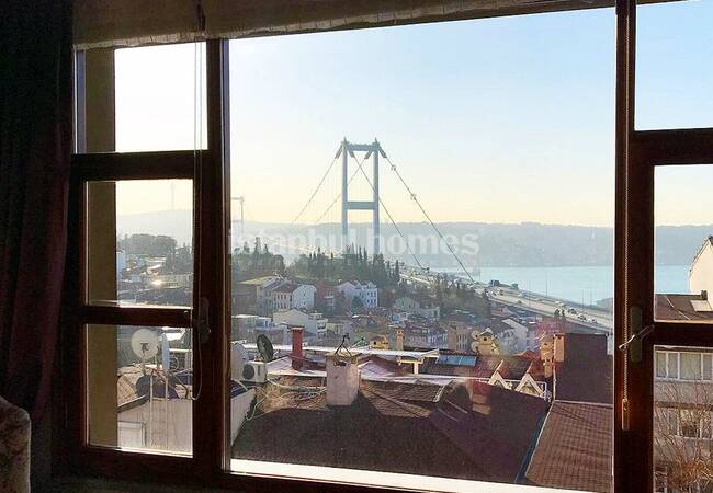 Ortaköy'de Büyüleyici Boğaz Manzaralı Merkezi Daireler 2
