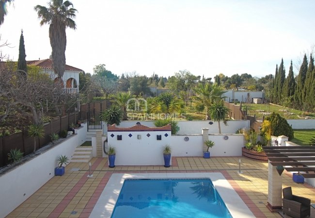 Alhaurin De La Torre’de Yerleşim Bölgesinde Müstakil Villa 22