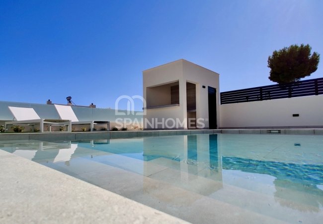 Brand-new Villas 10 Minutes to the Beach in Polop