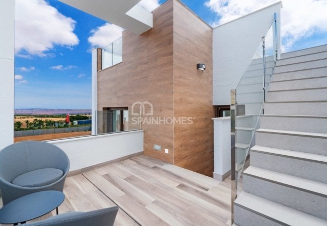 Chalets De Nueva Construcción Con Piscina En Torrevieja 4