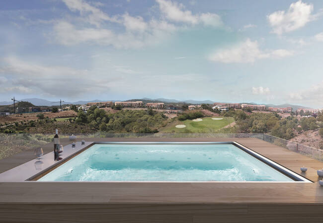 Fantastisch Gelegene Villa An Der Golffront In Estepona 1