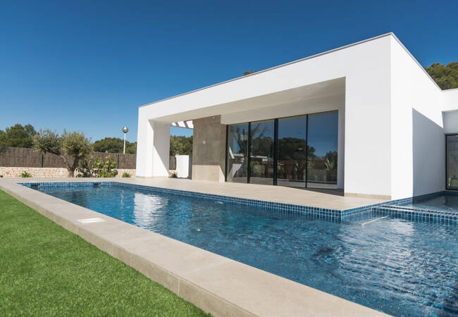 Detached Villa in Javea, Costa Blanca Surrounded by Greenery 1