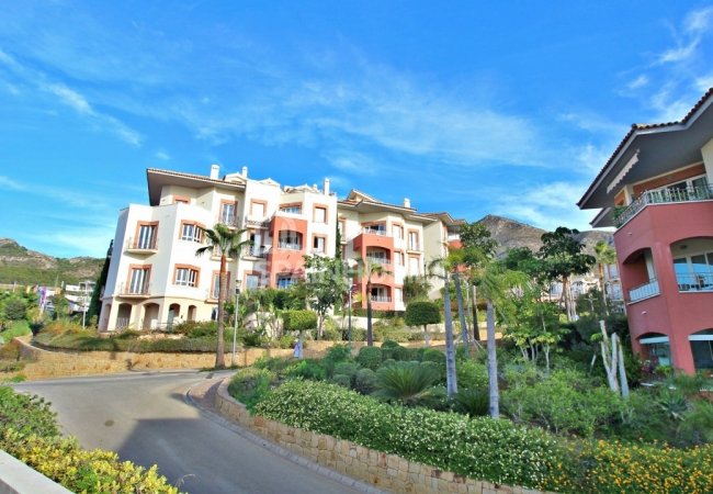 Apartment in a Sought After Area of Benalmadena 2