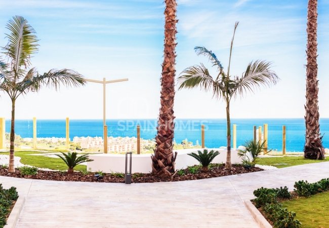 Manilva'da Ayrıcalıklı Konumda Deniz Manzaralı Daireler 26