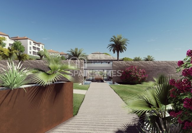 Manilva'da Ayrıcalıklı Konumda Deniz Manzaralı Daireler 11