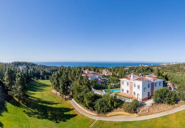 Ayrıcalıklı Konumda Golf Sahasına Sıfır Deniz Manzaralı Villa 2