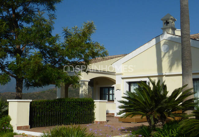 Estupenda Mansión Con Hermosa Piscina En Benahavis 10