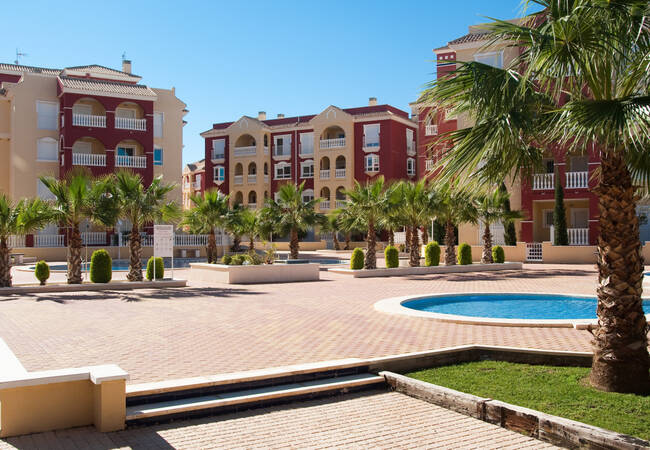 Centrally Located Apartments Surrounded by Amenities in Los Alcazares 1