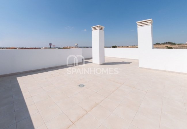 Cdad Quesada İspanya’da Havuzlu Modern Villa 3