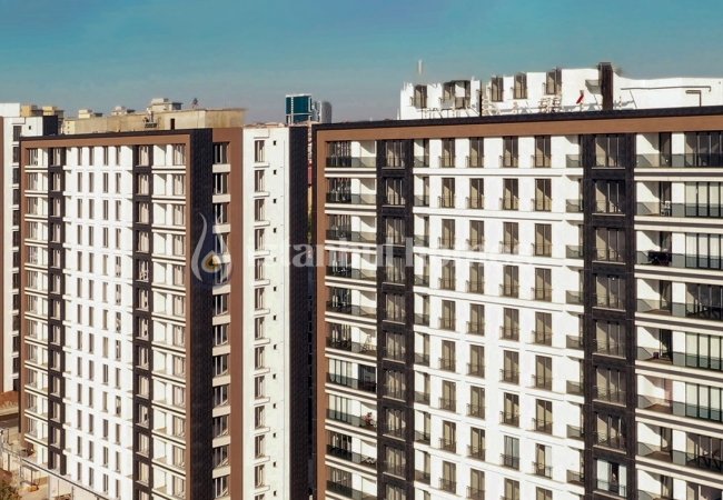 Bayrampasa, Istanbul Real Estate with Immediate Title Deeds 1