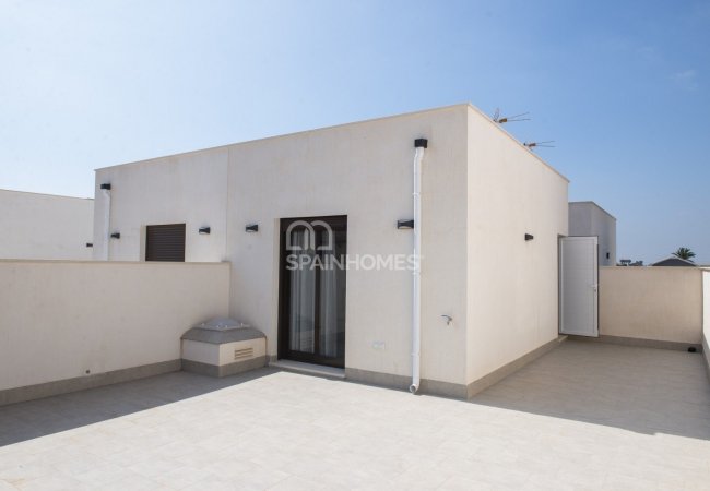 Comfortable Three Bedroomed Houses in San Pedro Del Pinatar, Murcia 2