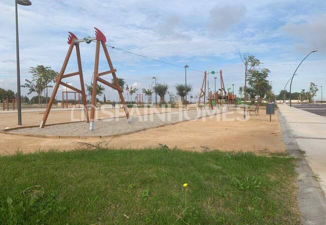 Roldan'da Modern Tasarımlı Ferah ve Şık Müstakil Villalar 8