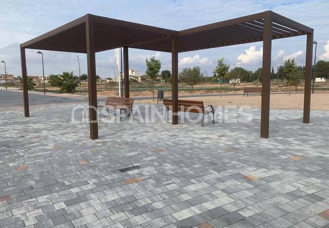 Roldan'da Modern Tasarımlı Ferah ve Şık Müstakil Villalar 9