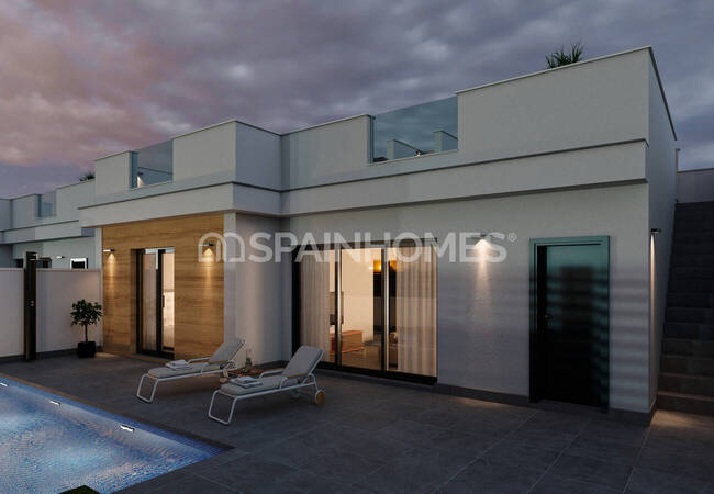 Roldan'da Modern Tasarımlı Ferah ve Şık Müstakil Villalar 1