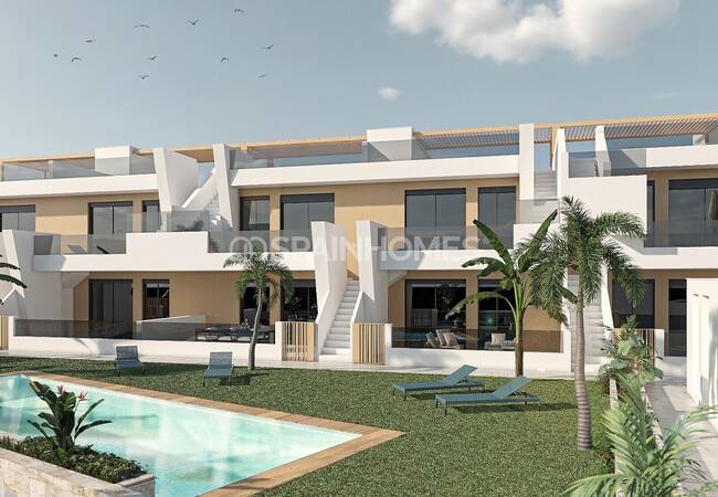 Real Estate in a Complex with a Swimming Pool in Costa Calida 1