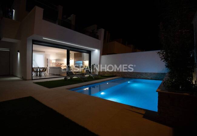 Villas Independientes Con Piscinas Privadas Y Solariums En San Javier 9