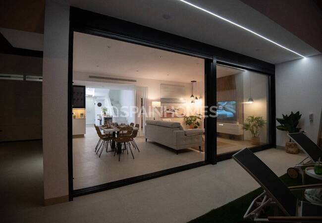 Villas Independientes Con Piscinas Privadas Y Solariums En San Javier 12