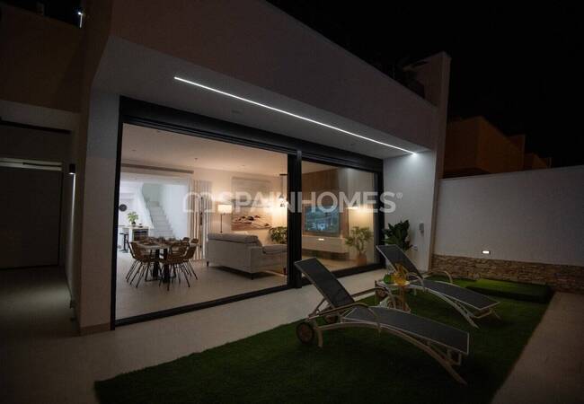 Villas Independientes Con Piscinas Privadas Y Solariums En San Javier 13
