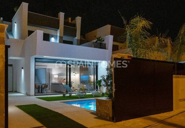 Villas Independientes Con Piscinas Privadas Y Solariums En San Javier 15